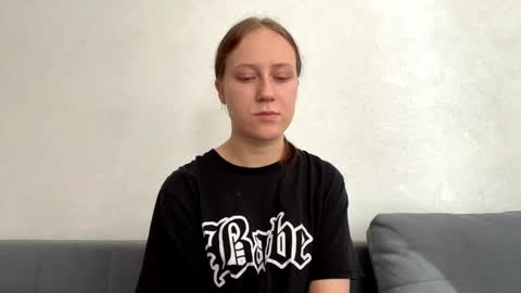 Rose online show from September 20, 1:14 pm