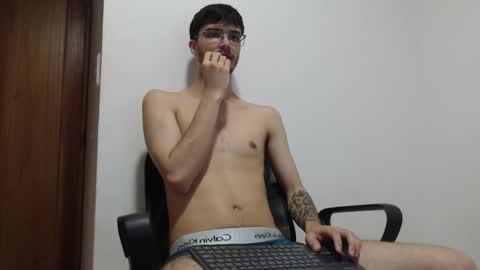 alejandro online show from May 26, 12:39 am