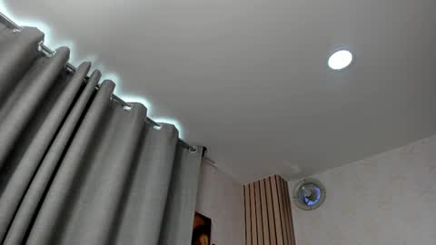 Katalina online show from March 8, 6:26 pm