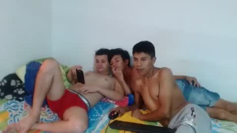 thomas y joseph online show from February 17, 9:10 pm