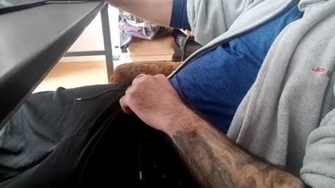 Snapshot of joseph_darsy chatting on December 4, 10:51 am joseph_darsy online show from December 4, 10:51 am