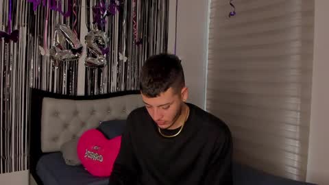 Dilany Josh online show from February 3, 1:51 pm