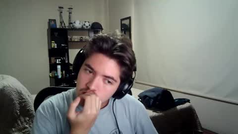 Snapshot of josh_fucks420 chatting on December 2, 5:43 pm Josh online show from December 2, 5:43 pm