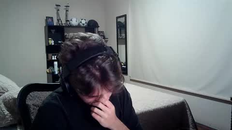 Snapshot of josh_fucks420 chatting on December 5, 3:31 am Josh online show from December 5, 3:31 am