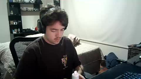 Snapshot of josh_fucks420 chatting on December 9, 3:29 am Josh online show from December 9, 3:29 am