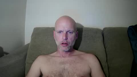 Snapshot of joshking2017 chatting on December 20, 12:19 am joshking2017 online show from December 20, 12:19 am