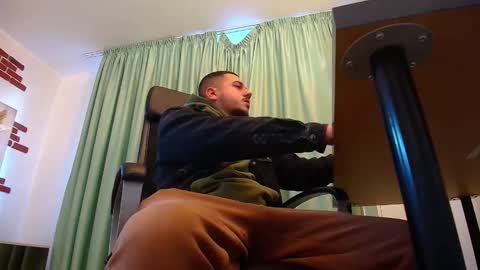 JoshKnight online show from September 28, 5:49 am