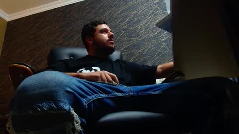 JoshKnight online show from November 21, 5:49 am