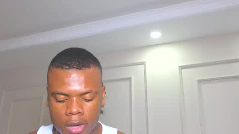 joshloganx online show from January 26, 12:05 am