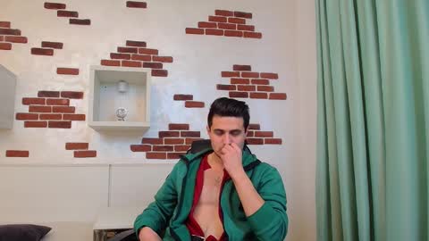 JoshuaGael online show from December 5, 9:44 am