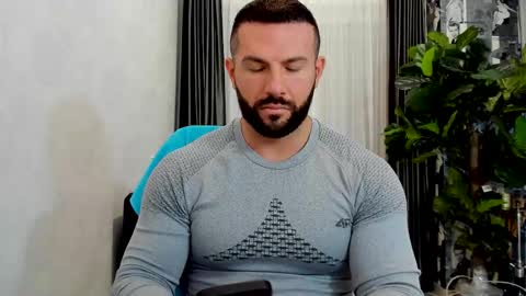 joshuamuscle69 online show from December 23, 8:09 am