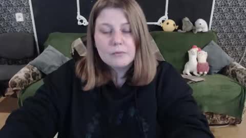 josiesun771 online show from November 16, 1:24 pm