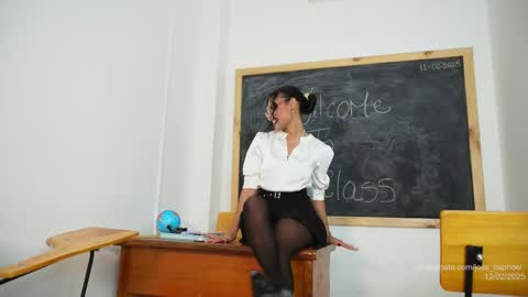 Snapshot of joss_caprice chatting on February 12, 12:44 pm Joss online show from February 12, 12:44 pm