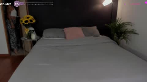 josephine   independent model    online show from October 16, 7:24 pm