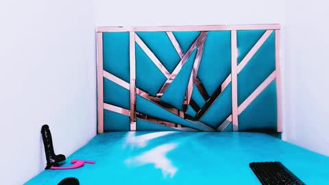 josue_linares online show from September 25, 3:13 am