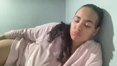 Snapshot of jousanie chatting on September 12, 4:14 am Josousie online show from September 12, 4:14 am