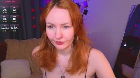 Snapshot of joyce_jones chatting on February 16, 8:00 pm joyce_jones online show from February 16, 8:00 pm