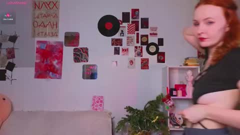 Snapshot of joyce_jones chatting on January 6, 10:46 am joyce_jones online show from January 6, 10:46 am