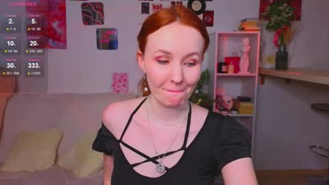 Snapshot of joyce_jones chatting on January 6, 1:52 pm joyce_jones online show from January 6, 1:52 pm