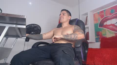 eduardo online show from January 25, 2:14 pm