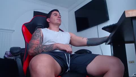 eduardo online show from December 3, 5:28 pm