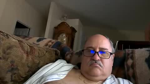 jr8in online show from September 22, 6:12 pm