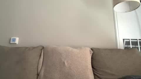 jrock0804 online show from March 15, 4:10 pm