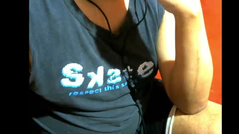 jshepeherdd online show from May 23, 6:04 pm