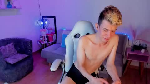 Juandii online show from February 3, 5:50 pm