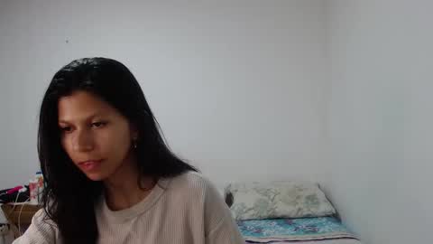 juan19901 online show from February 15, 7:06 pm