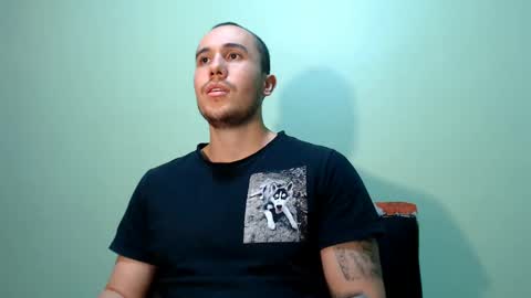 Snapshot of juan__jimenez chatting on February 21, 7:34 am Juan online show from February 21, 7:34 am