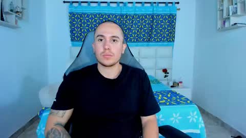 Snapshot of juan__jimenez chatting on January 26, 3:17 am Juan online show from January 26, 3:17 am