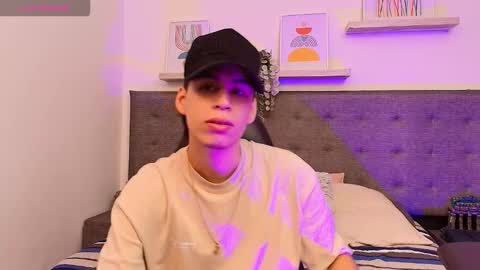 JUAM  online show from September 18, 3:32 am