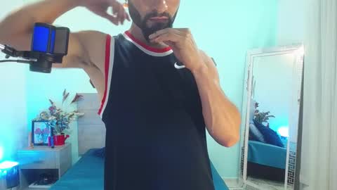 Snapshot of juan_castellanos69 chatting on September 10, 8:10 pm Juan Castellanos online show from September 10, 8:10 pm