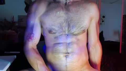 Snapshot of juan_castellanos69 chatting on September 16, 11:19 pm Juan Castellanos online show from September 16, 11:19 pm