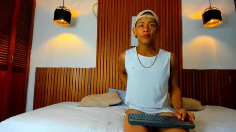 juan_contreras7 online show from October 20, 11:26 am