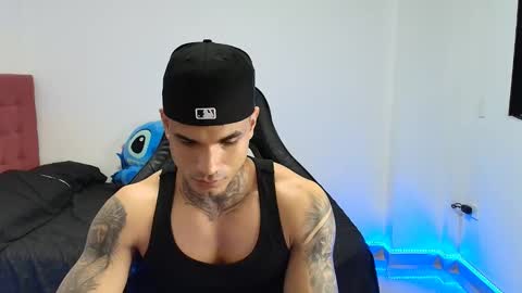 juan_gomez_1 online show from December 14, 12:28 am