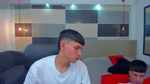 Snapshot of juan_nd_steven chatting on March 2, 12:54 pm JuanSteven online show from March 2, 12:54 pm