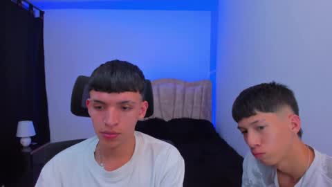 Snapshot of juan_nd_steven chatting on September 20, 4:48 am JuanSteven online show from September 20, 4:48 am