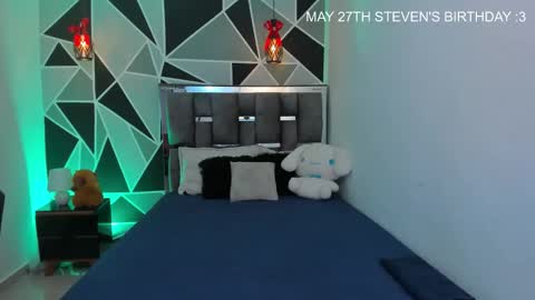 JuanSteven online show from May 24, 11:39 am