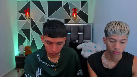 JuanSteven online show from May 16, 10:36 am