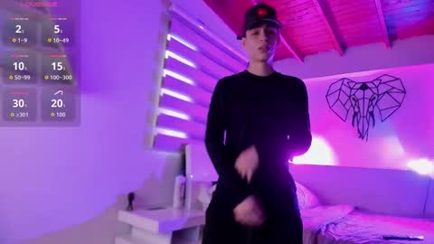 Juan Posada online show from February 25, 9:51 pm