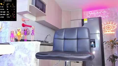 Snapshot of juana18quintero chatting on February 9, 6:11 am JUANA VALENTINA QUINTERO independent model ONLY FANS --- Juanaquintero online show from February 9, 6:11 am