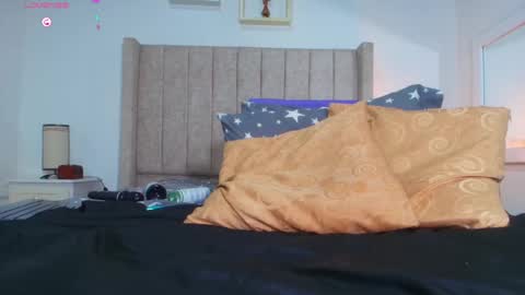 Snapshot of juana_240 chatting on February 14, 10:14 pm Lau follow online show from February 14, 10:14 pm