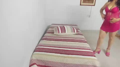 Juana online show from December 18, 3:07 pm