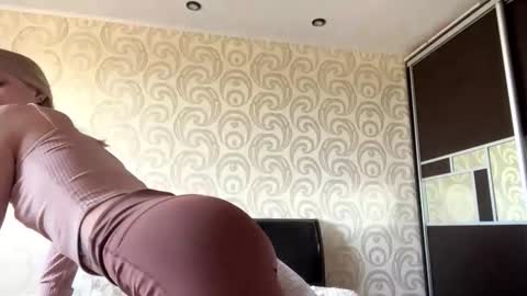 Lola online show from June 3, 6:16 am