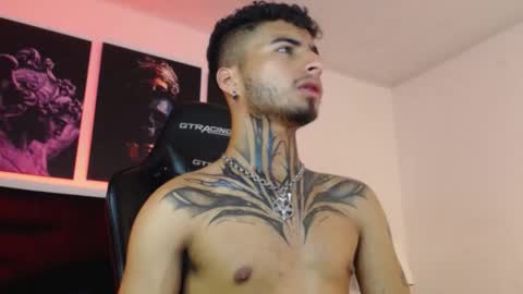 Snapshot of juancamilo66_ chatting on February 19, 6:00 am juancamilo66_ online show from February 19, 6:00 am