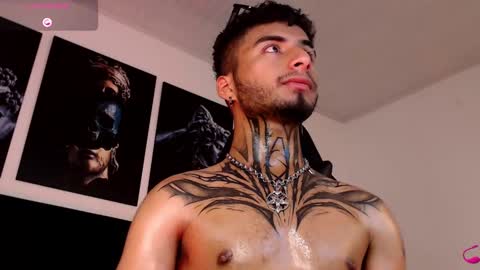 Snapshot of juancamilo66_ chatting on February 23, 6:28 am juancamilo66_ online show from February 23, 6:28 am