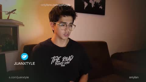 . online show from November 30, 12:07 am