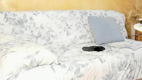 Juan Diego Uribe online show from April 23, 3:58 am